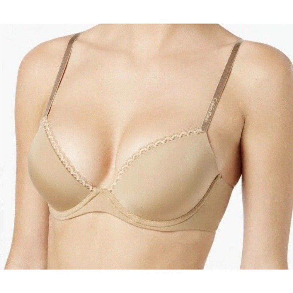 Calvin Klein Seductive Comfort Customized Lift Bra Size: 30DD